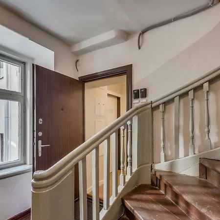 Apartment Old Town White *