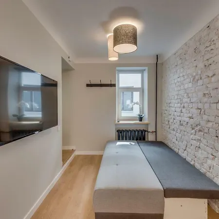 Old Town White Apartment